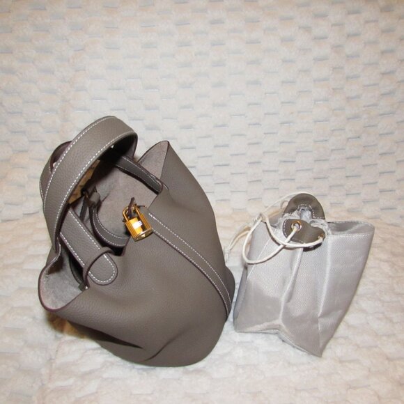 Women's Cowhide Bucket Bag, Fashionable Solid Color Taupe Handbag - Picture 9 of 14